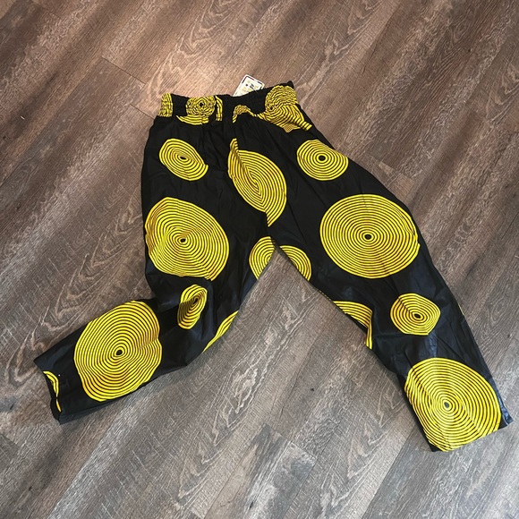 Women's High Waisted Printed Baggy Pants - Picture 3 of 8